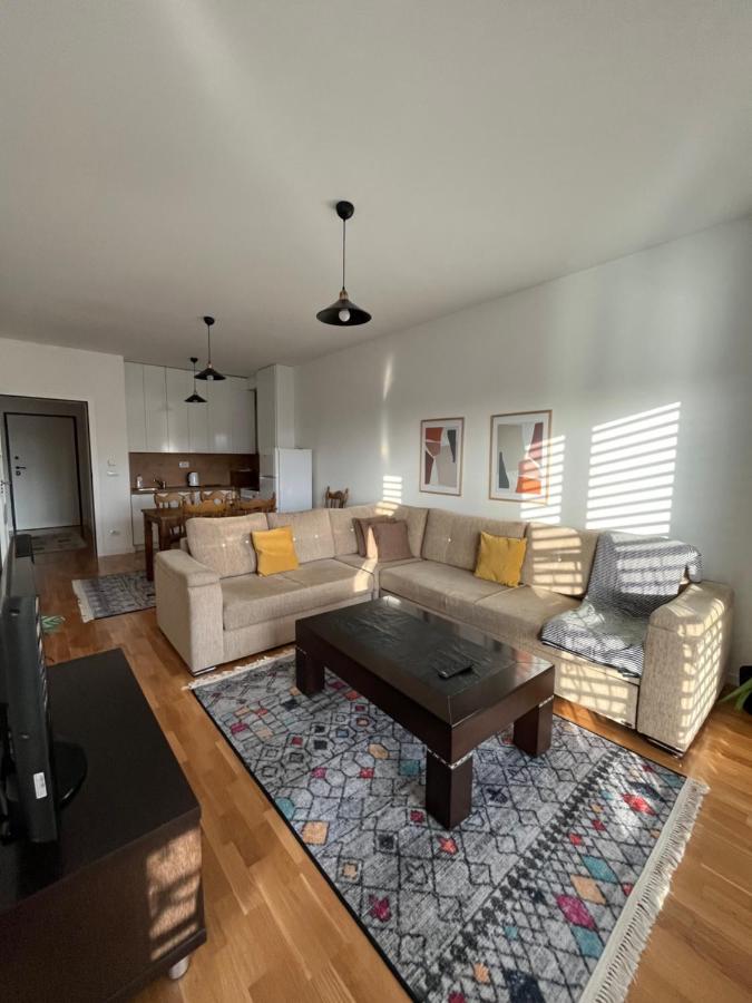 Central Luxury Apartment Приштина Екстер'єр фото